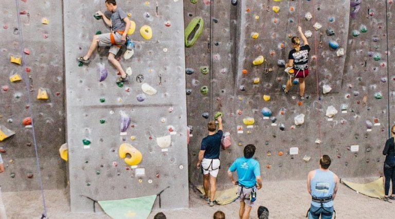 vbrg-wall-climbing (1)